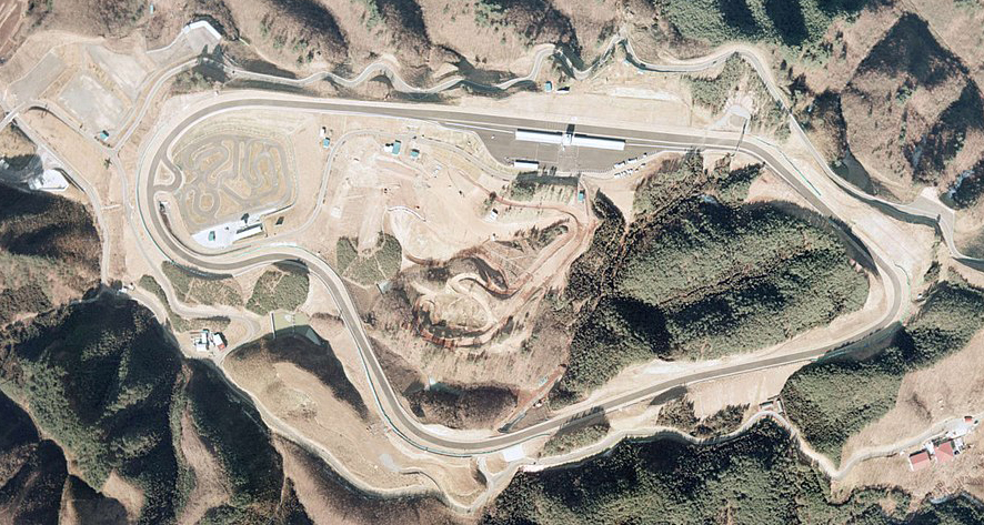 Aerial photo of Sportsland Sugo 1976